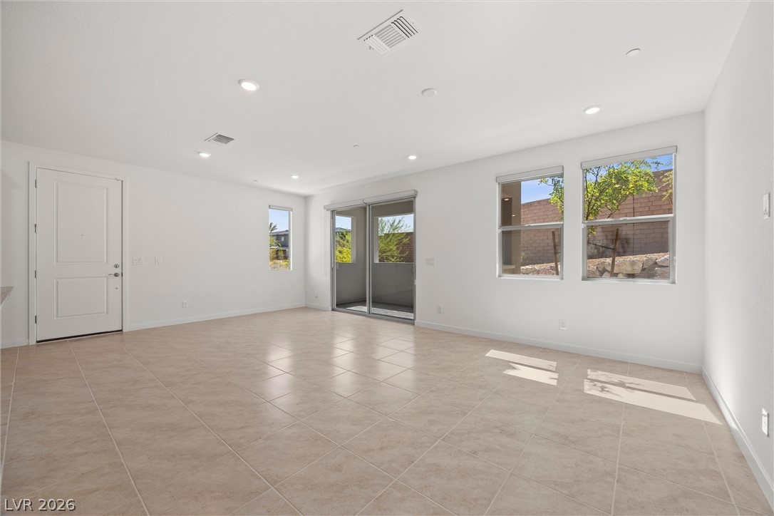 11467 Contour Avenue Property Photo 9