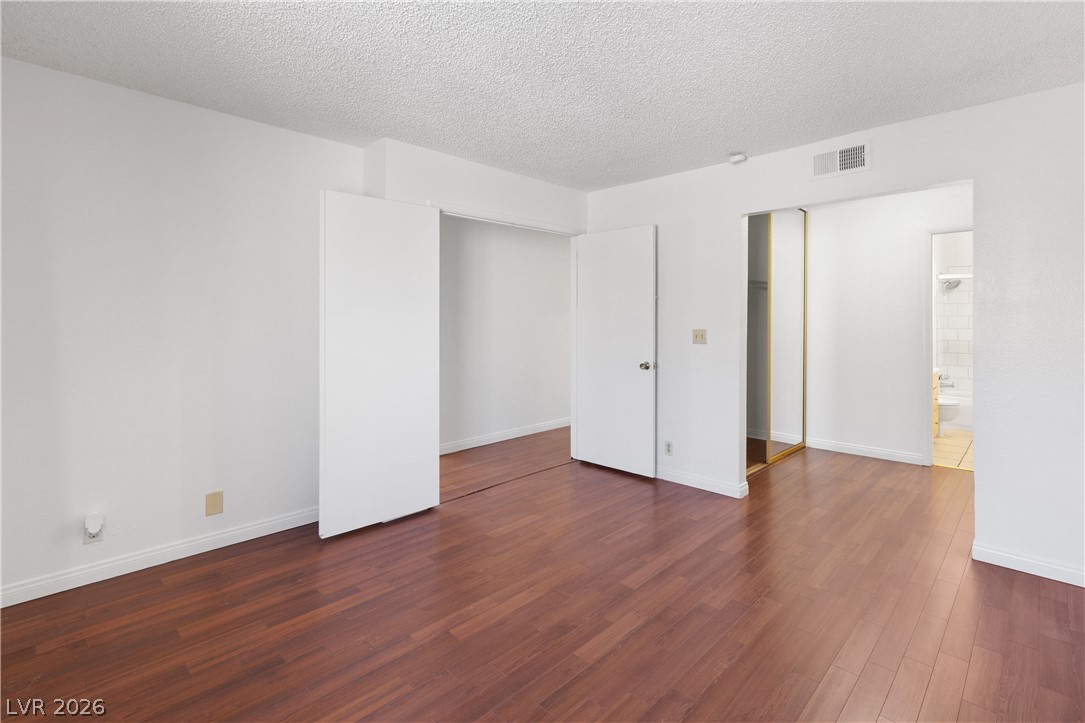 4304 Devlin Green Court Property Photo 16