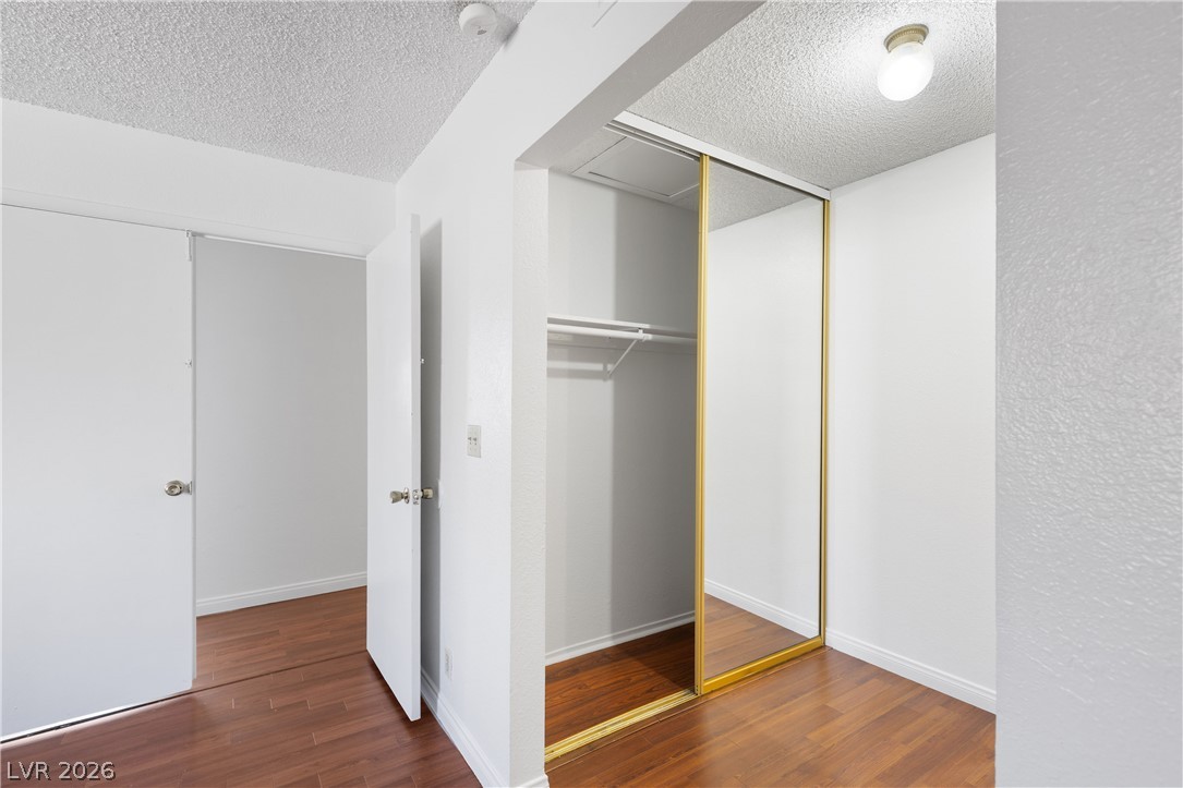 4304 Devlin Green Court Property Photo 18