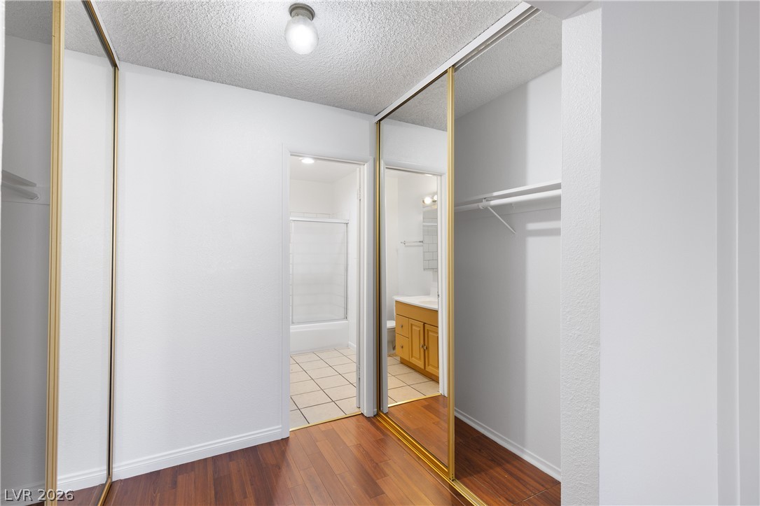 4304 Devlin Green Court Property Photo 19