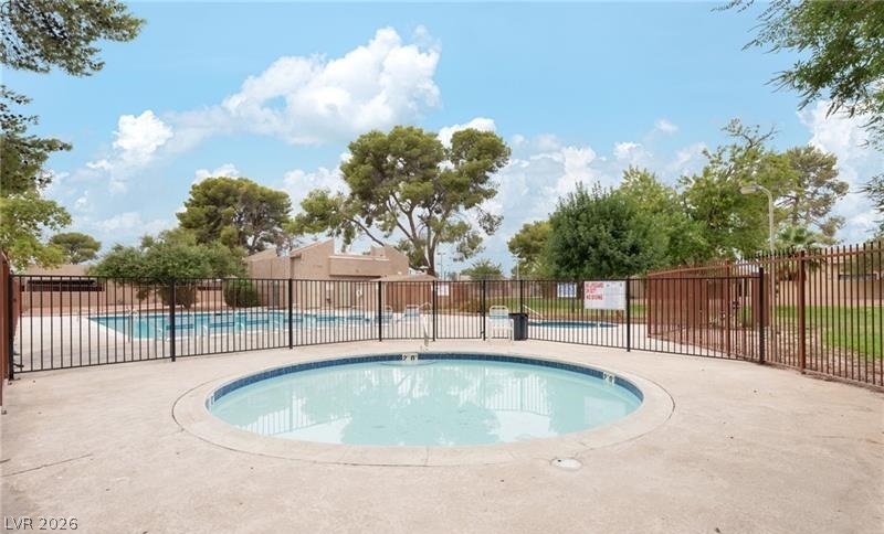 4304 Devlin Green Court Property Photo 29