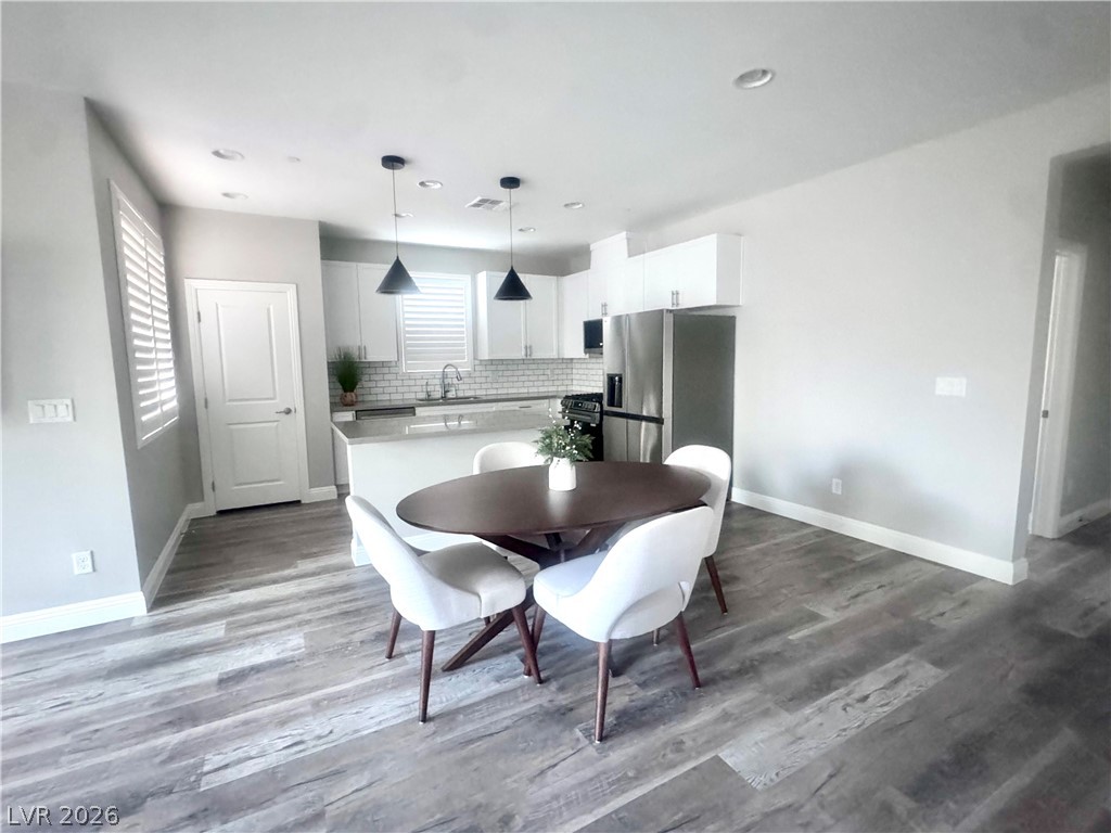 1012 Via Lombardi Avenue Property Photo 3