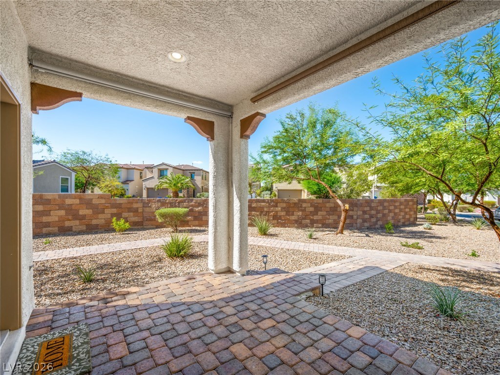 1012 Via Lombardi Avenue Property Photo 10