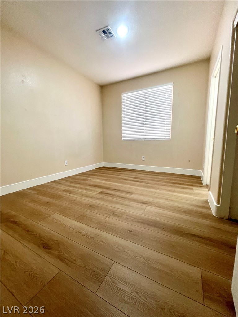 5136 Masotta Avenue Property Photo 14