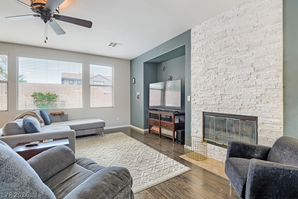 8560 Myrtle Flag Avenue Property Photo 11
