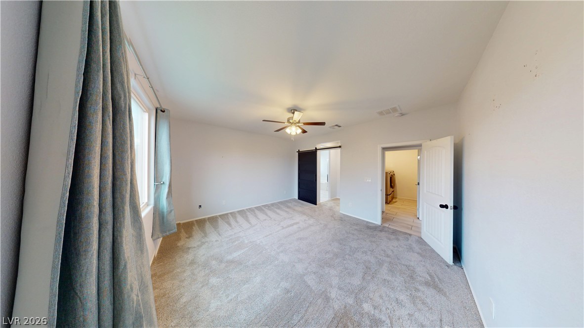 6940 Unicorn Street Property Photo 6