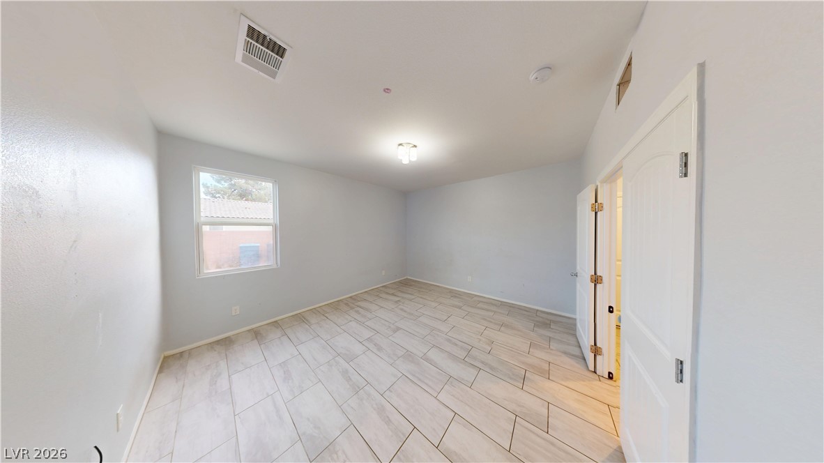 6940 Unicorn Street Property Photo 8