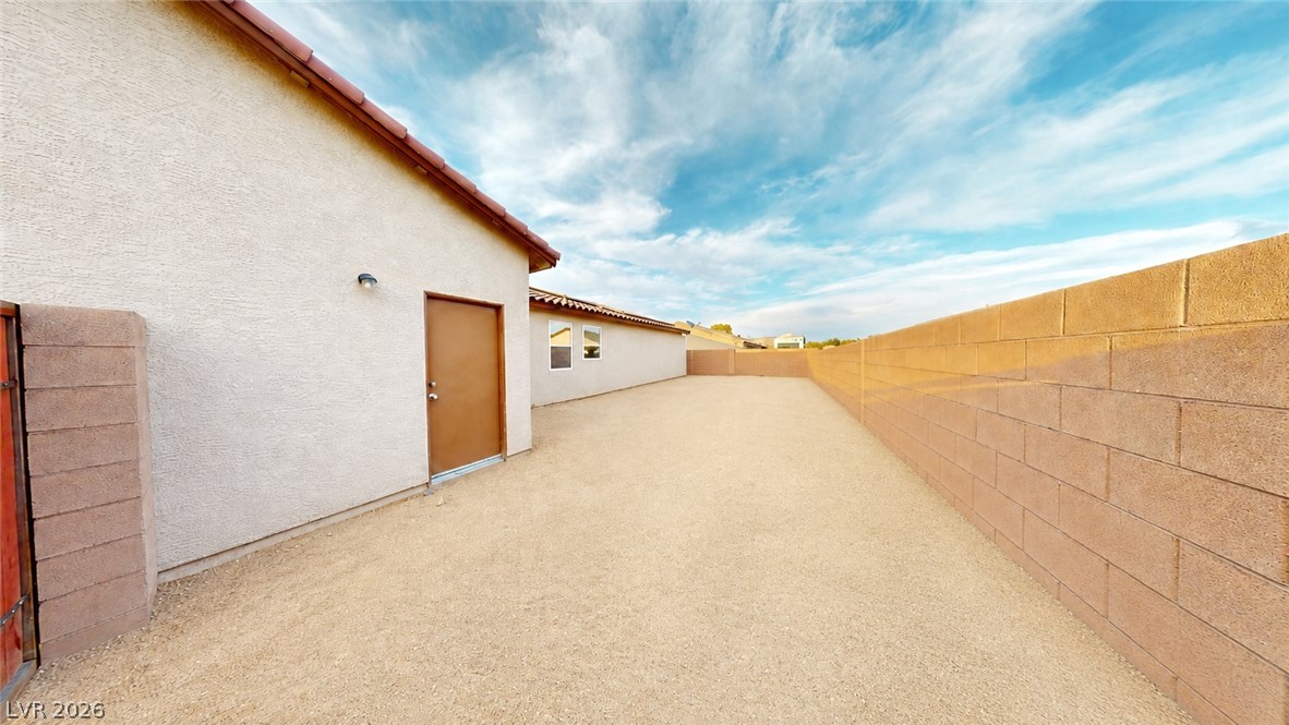 6940 Unicorn Street Property Photo 13