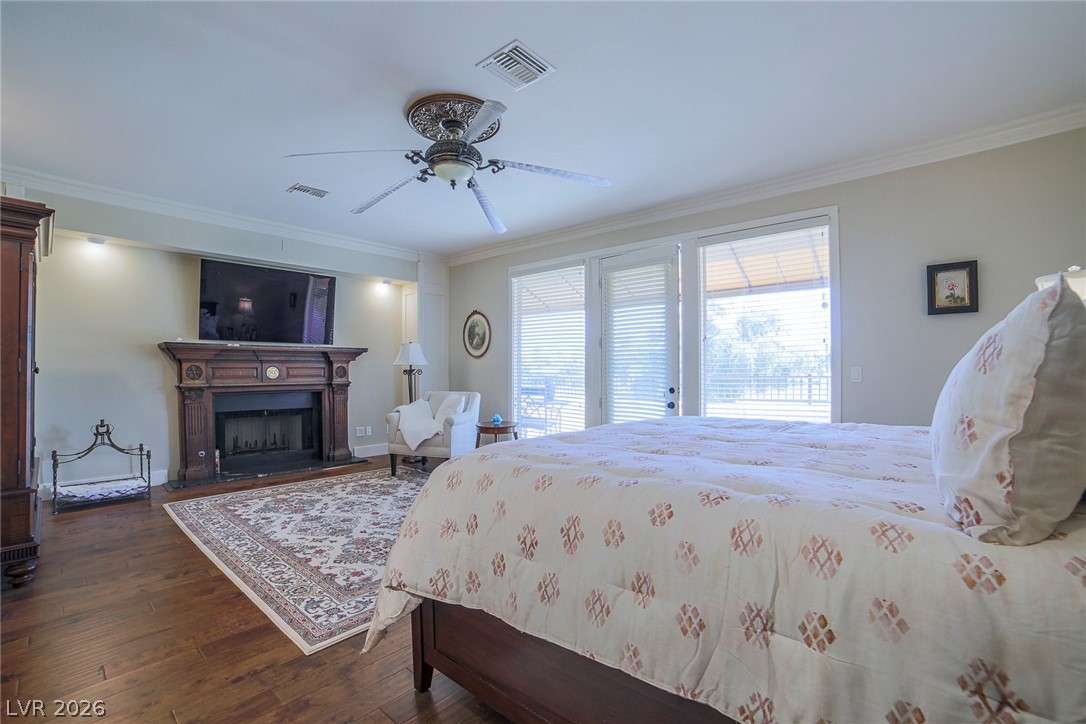 2863 Queens Courtyard Drive Property Photo 11