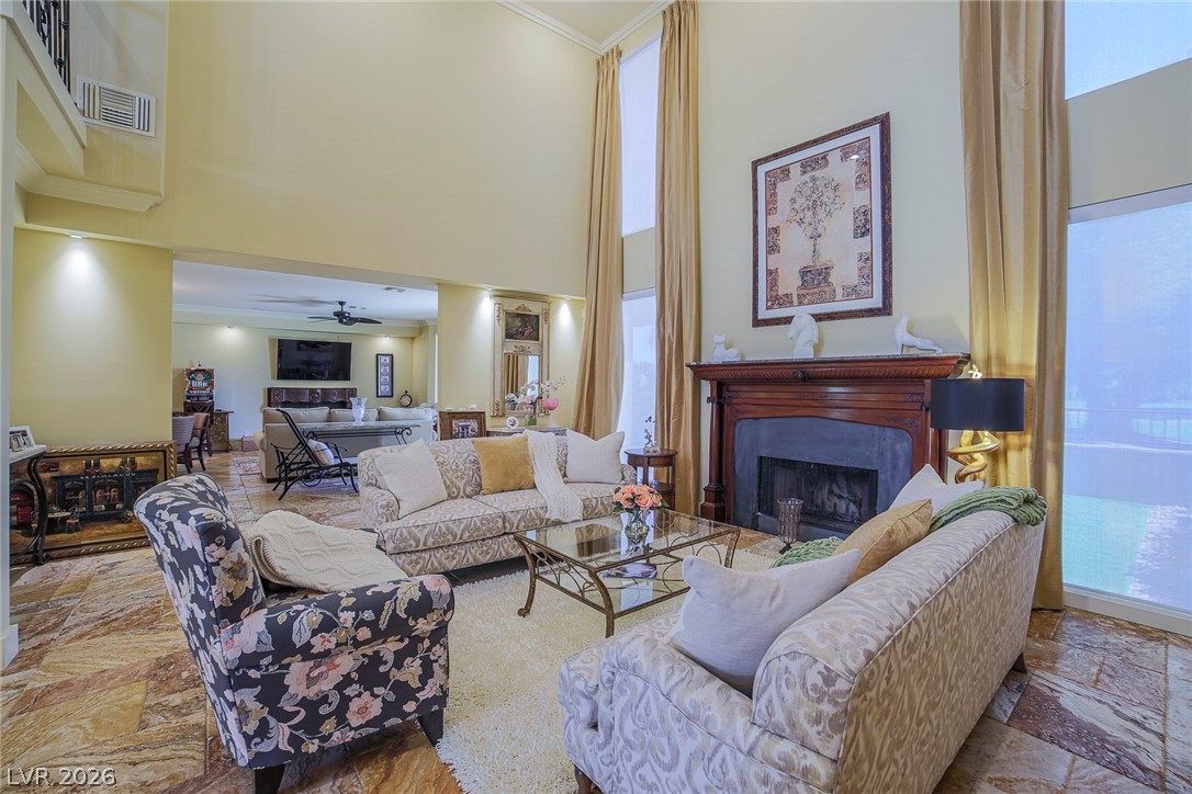 2863 Queens Courtyard Drive Property Photo 20