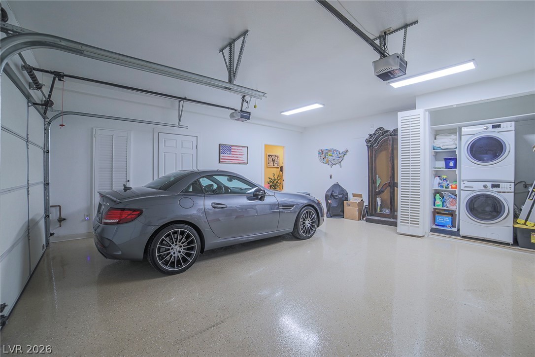 2863 Queens Courtyard Drive Property Photo 35