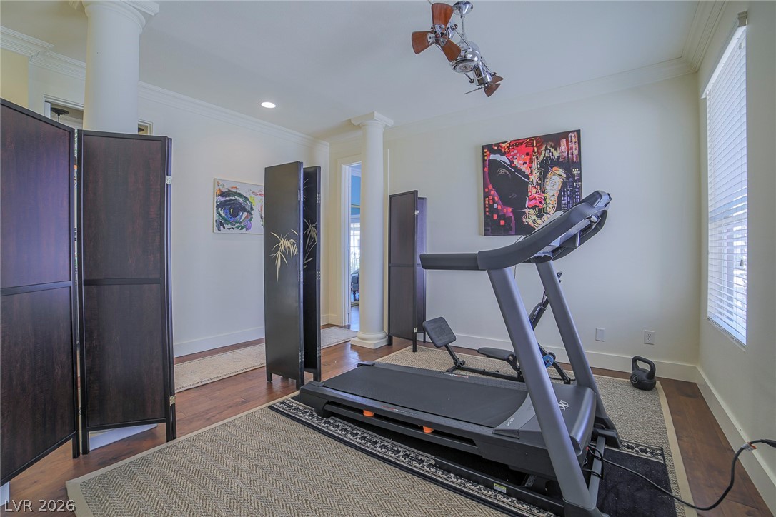 2863 Queens Courtyard Drive Property Photo 52