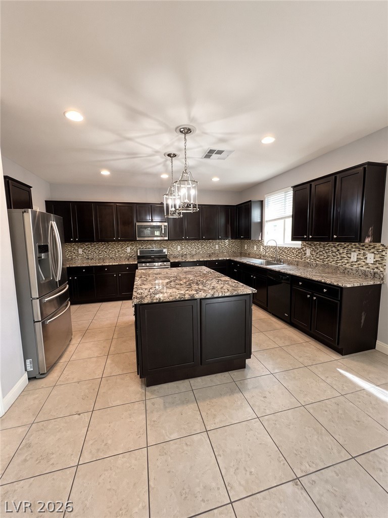 10593 Hamdem Property Photo 1