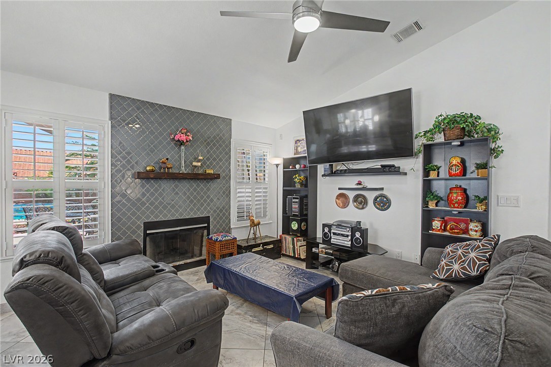 3112 Siena Circle Property Photo 14