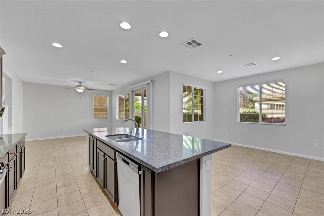 2556 Sable Creek Street Property Photo 4