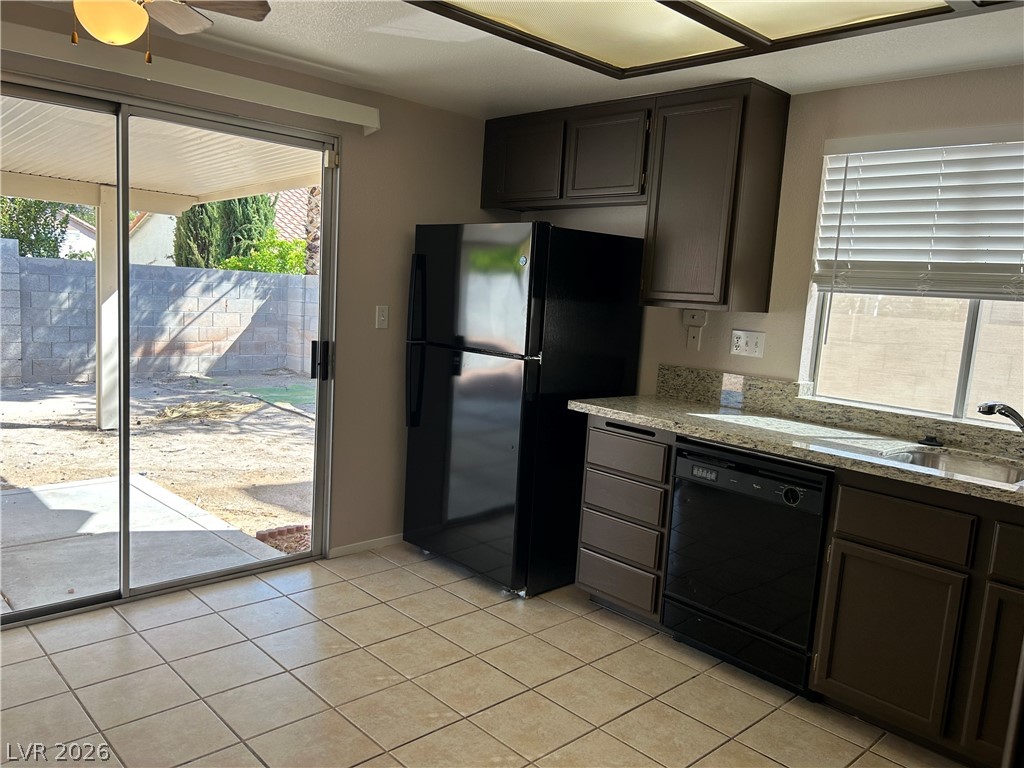 1420 Grey Knoll Circle Property Photo 7