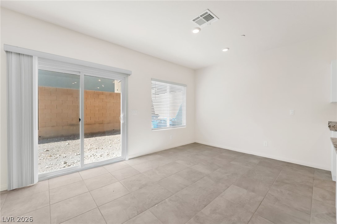 10963 Cheshire Woods Avenue Property Photo 6