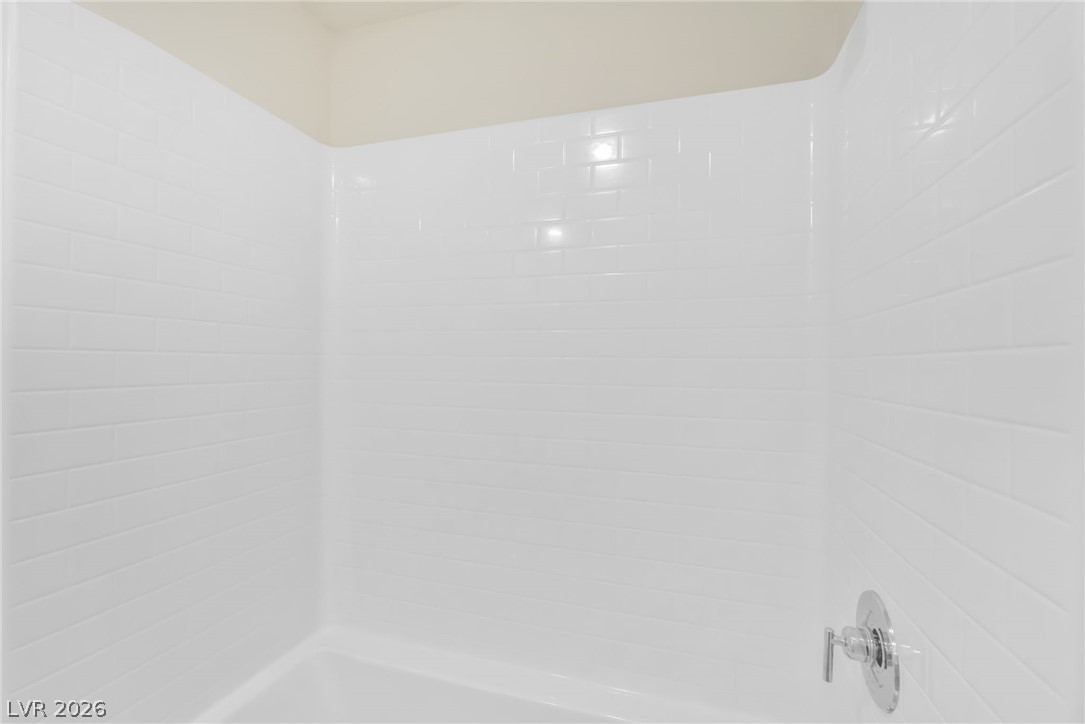 10963 Cheshire Woods Avenue Property Photo 21
