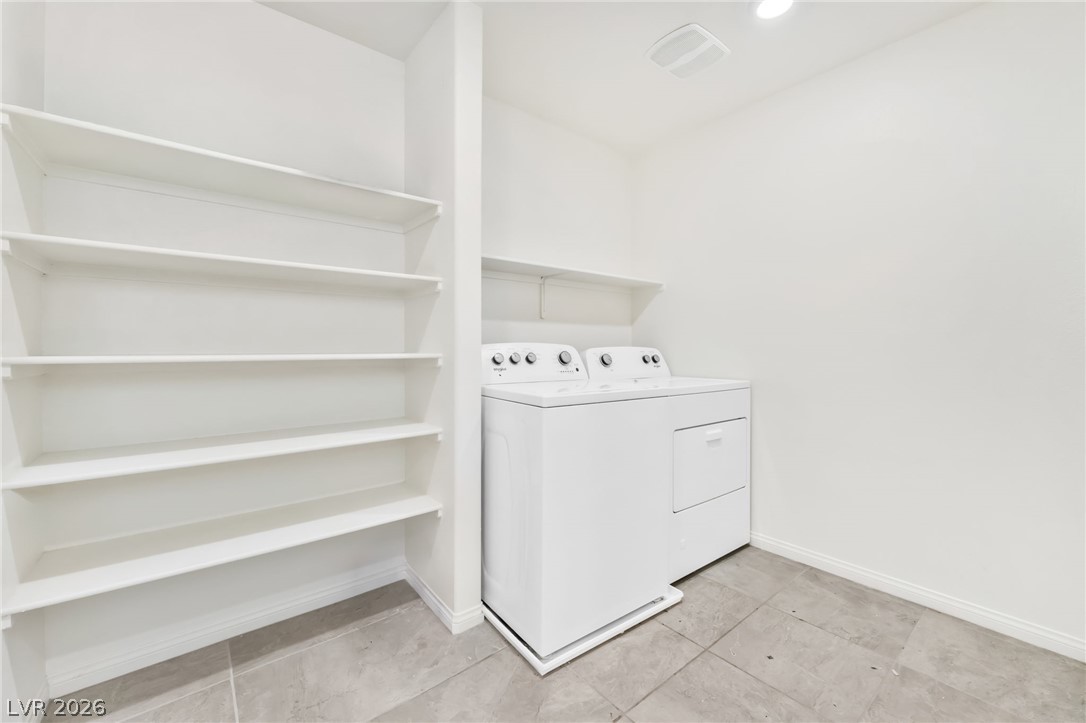 10963 Cheshire Woods Avenue Property Photo 23