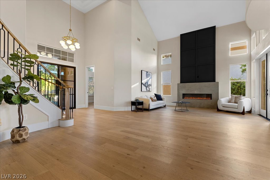 10781 Capesthorne Way Property Photo 7