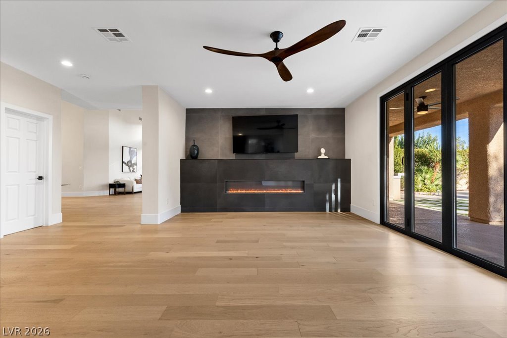 10781 Capesthorne Way Property Photo 16