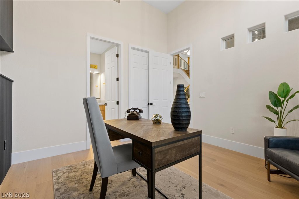 10781 Capesthorne Way Property Photo 27