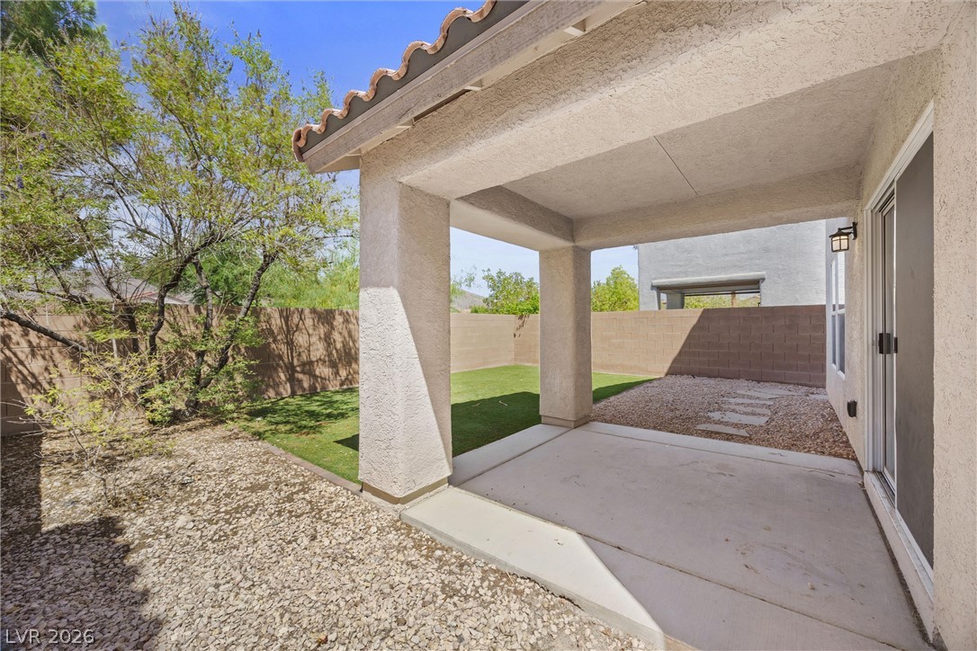 5304 Country Retreat Court Property Photo 6