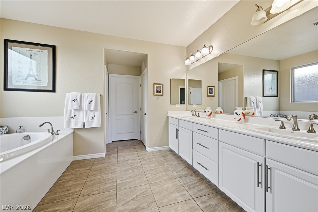 743 Middle Beach Street Property Photo 28