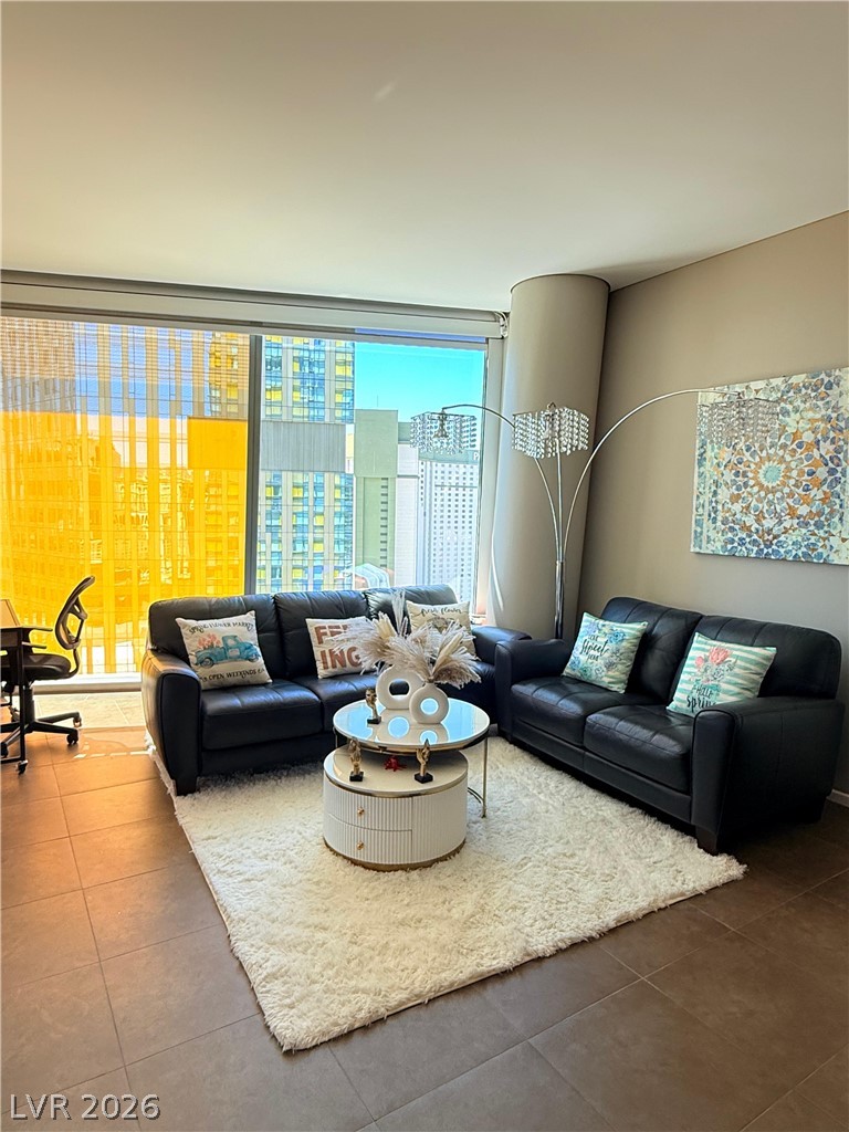 3722 Las Vegas Boulevard 2001 Property Photo 8