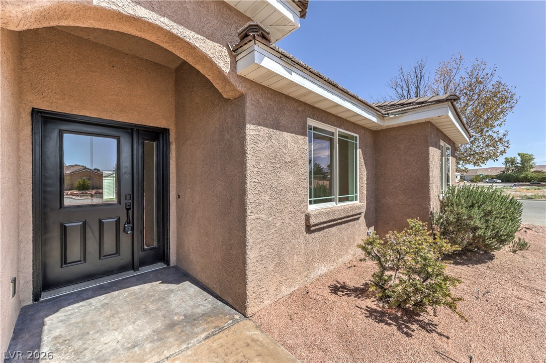 478 Hank Circle Property Photo 4