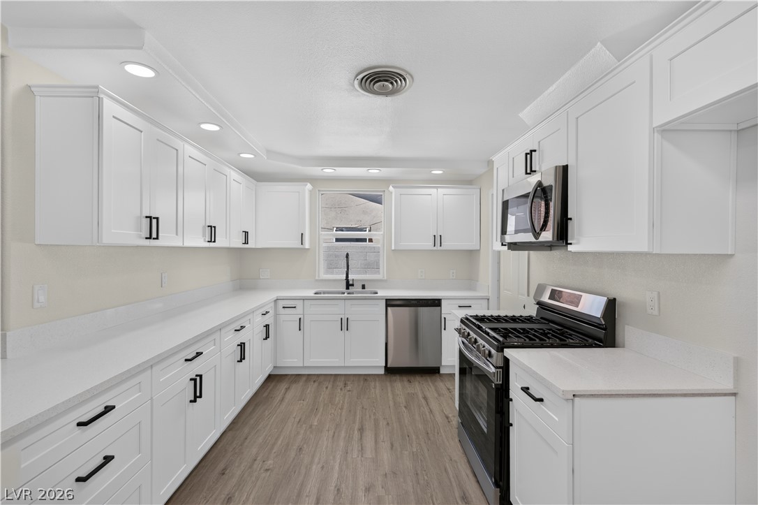 605 Donner Street Property Photo 2