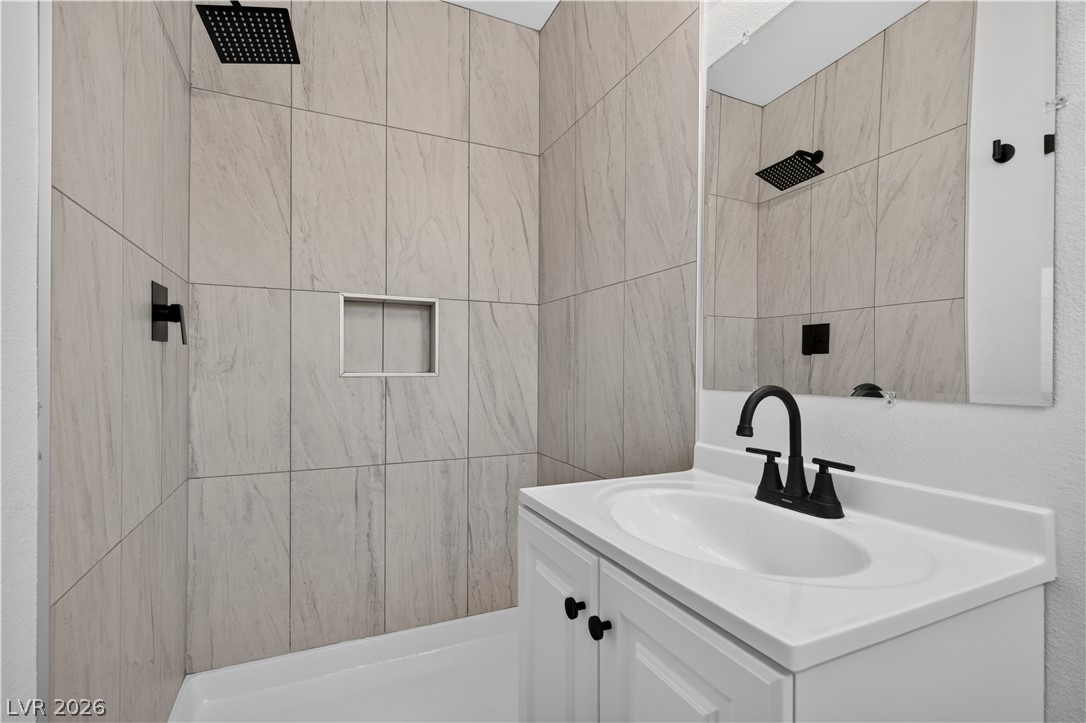 605 Donner Street Property Photo 27