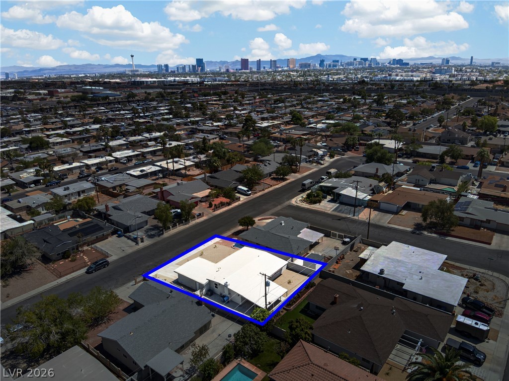 605 Donner Street Property Photo 43