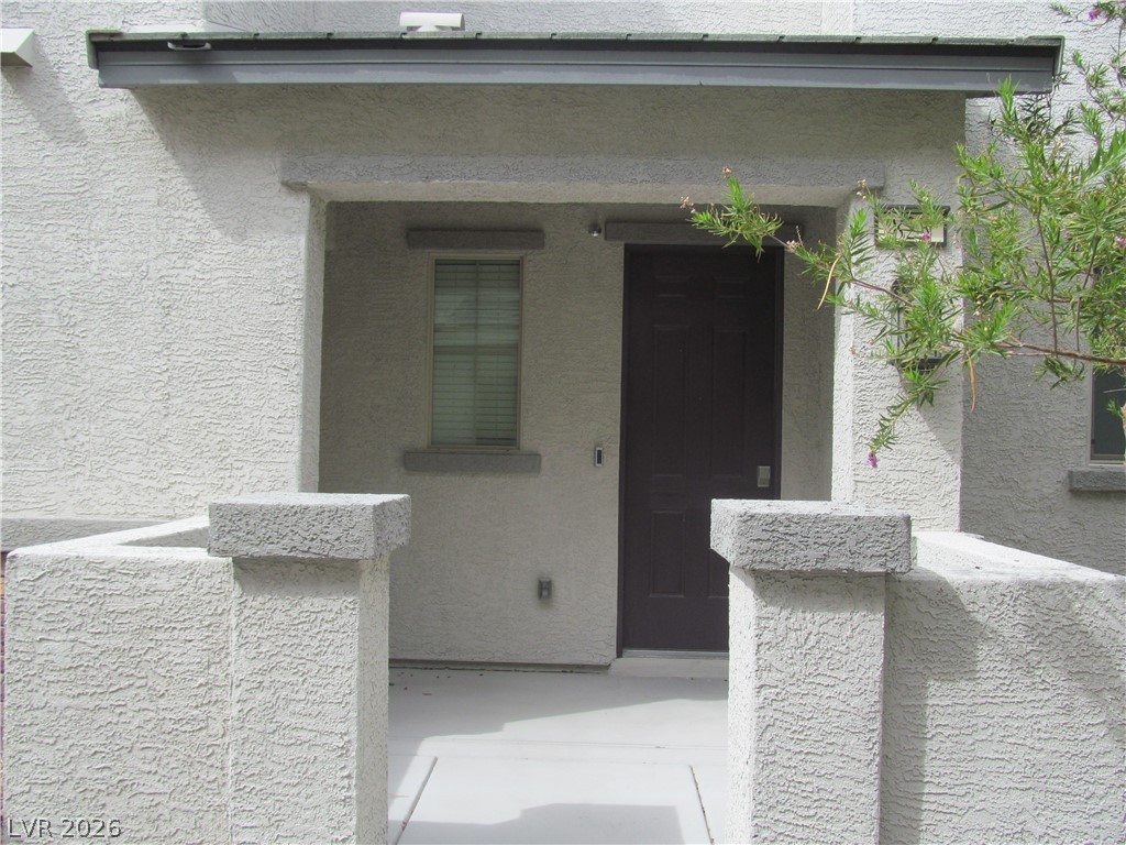 823 Grand Country Avenue Property Photo 3