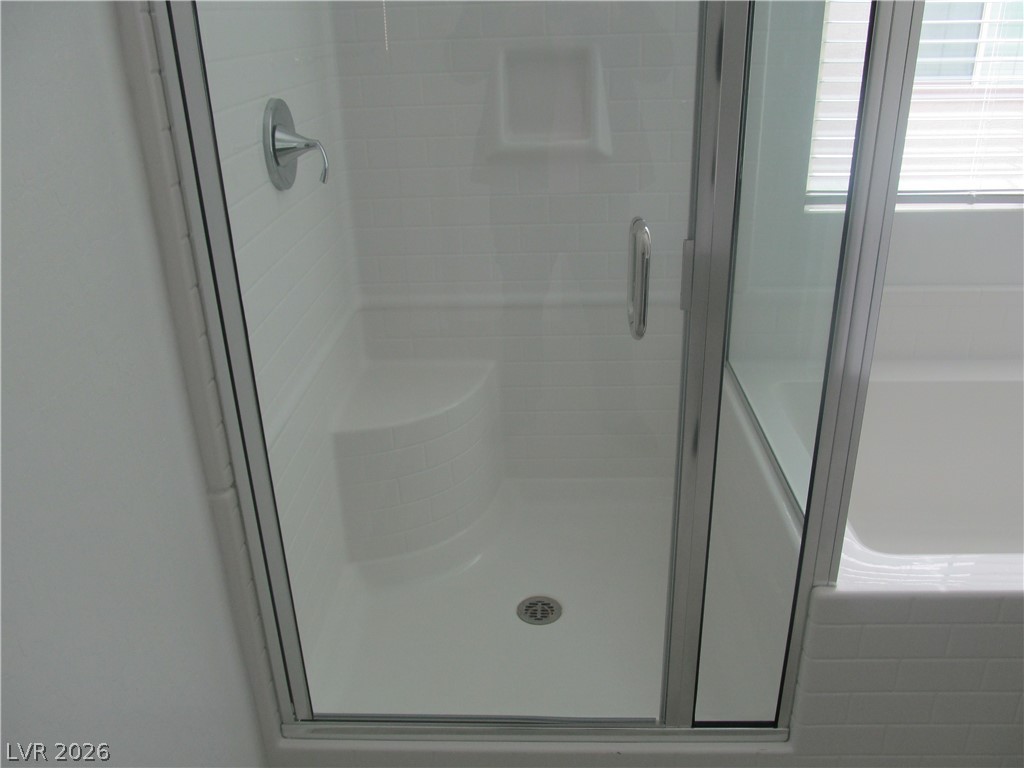 823 Grand Country Avenue Property Photo 28