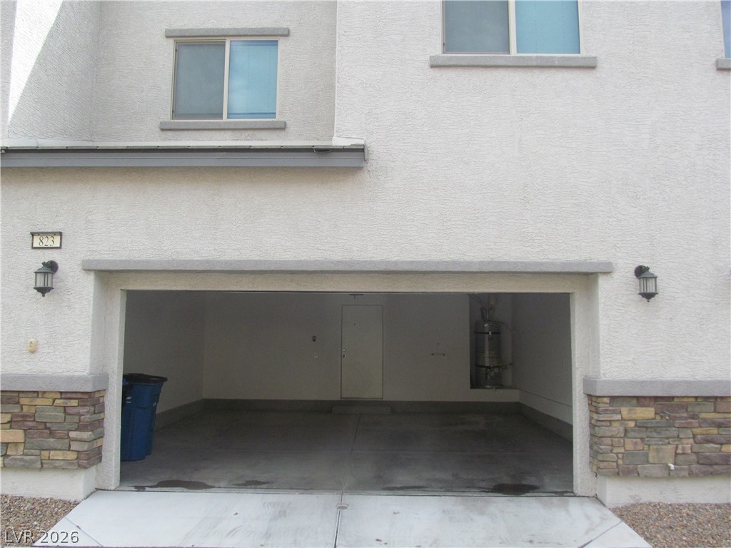 823 Grand Country Avenue Property Photo 32