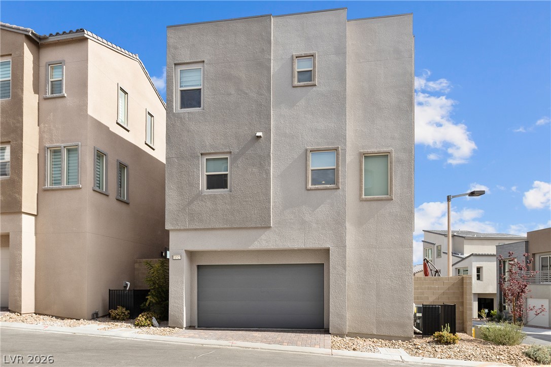 11527 Hawking Avenue Property Photo 3