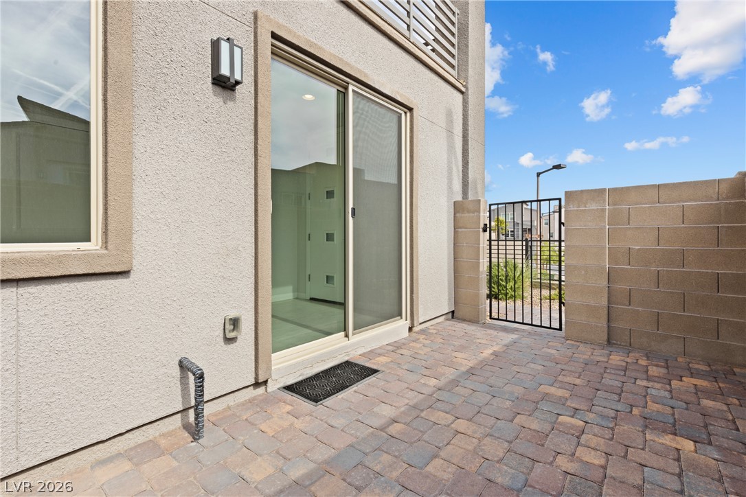 11527 Hawking Avenue Property Photo 10