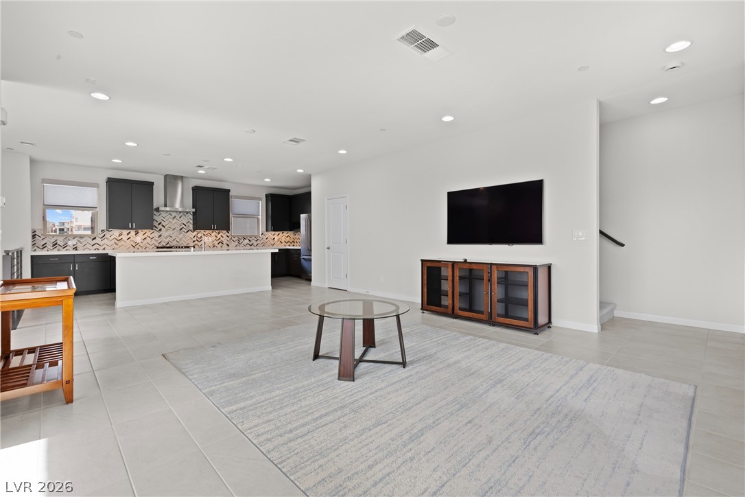 11527 Hawking Avenue Property Photo 18