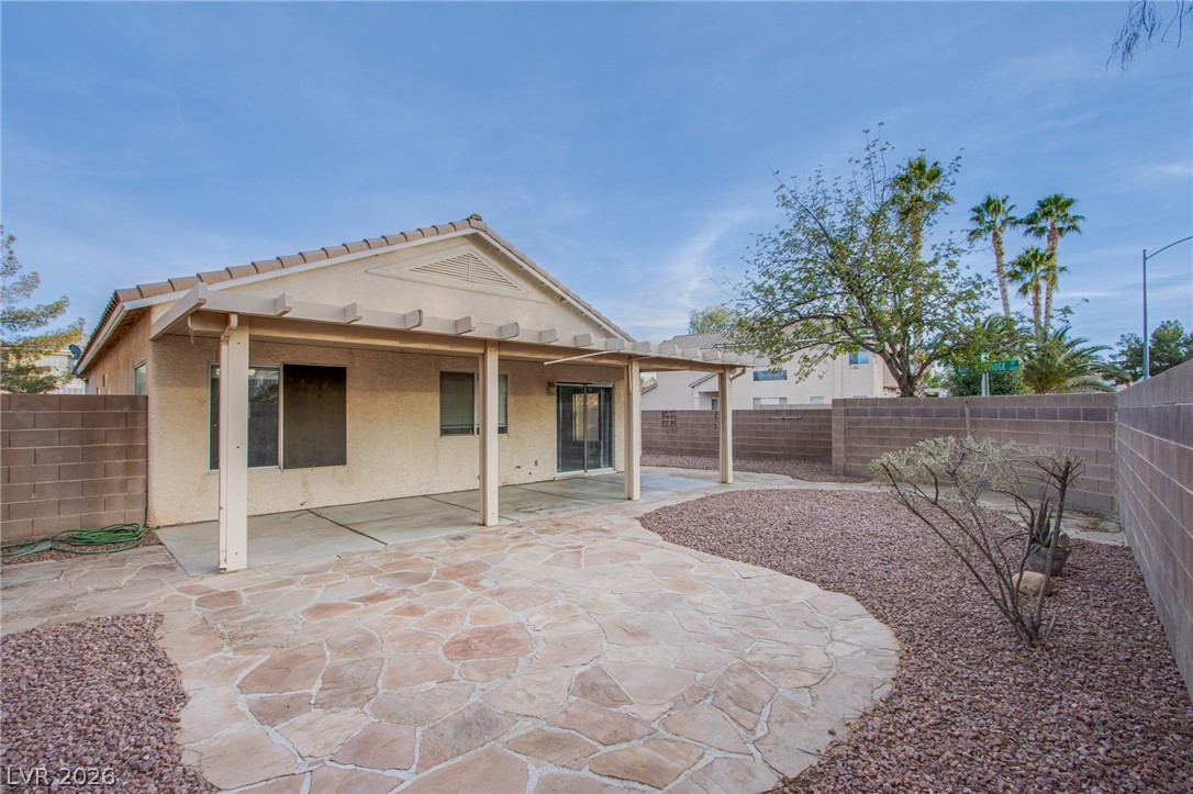 8543 Ebony Hills Way Property Photo 8