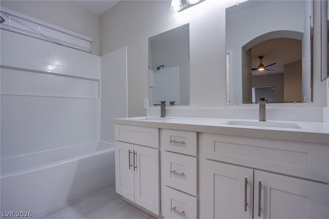 8543 Ebony Hills Way Property Photo 20