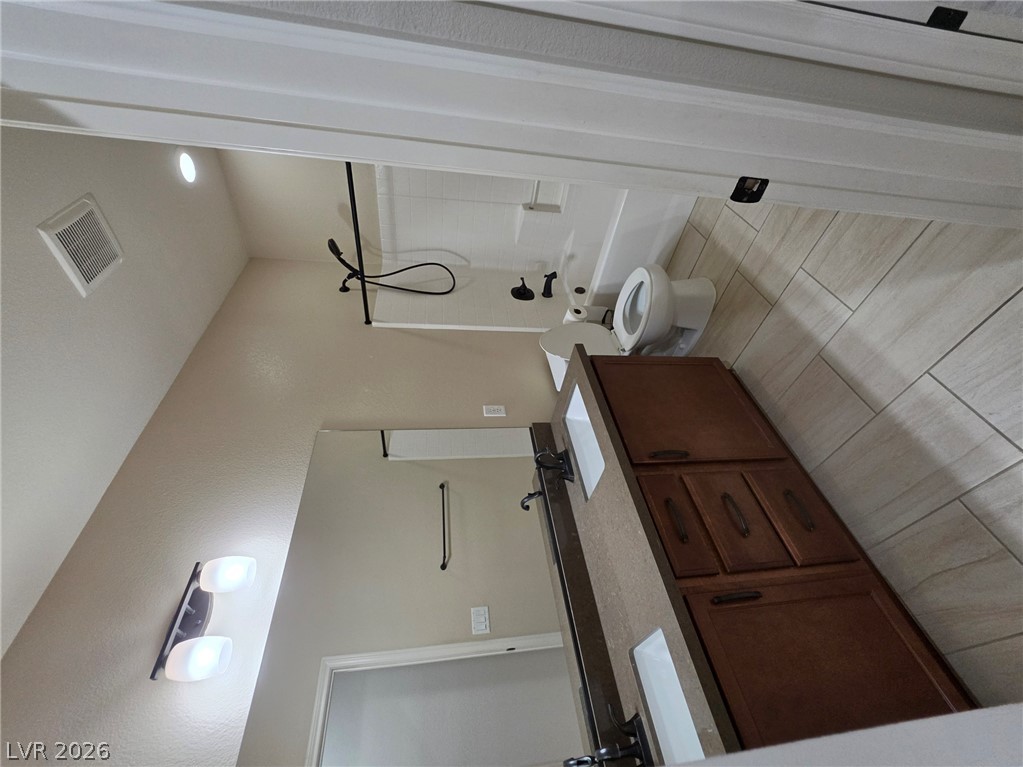 6620 Towerstone Street Property Photo 9