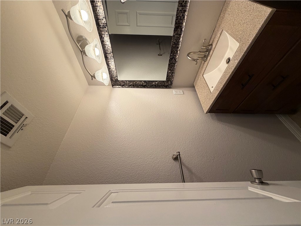 2811525 Property Photo 9