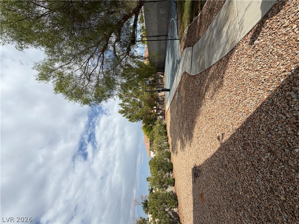2811525 Property Photo 12