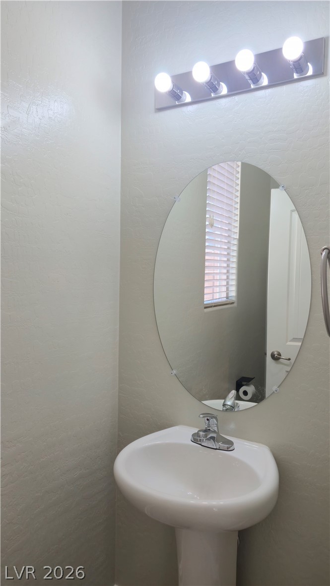 5843 Sleepy Willow Street Property Photo 12