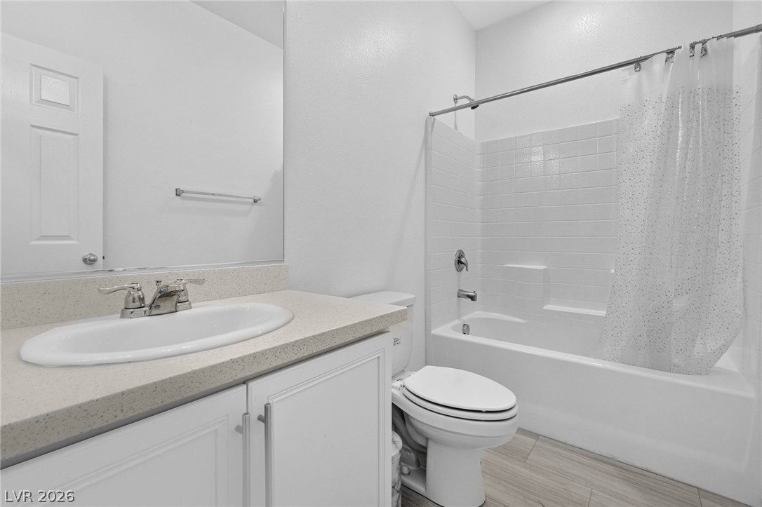 7081 Amber Robin Street Property Photo 38