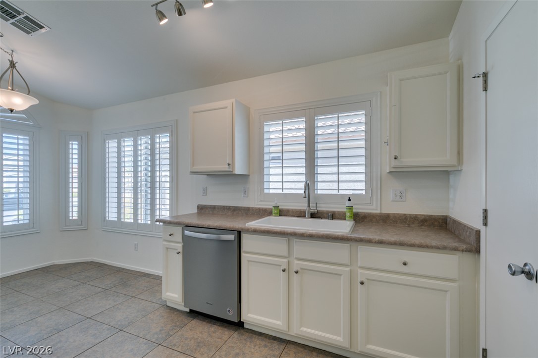 3380 Wayward Court Property Photo 10