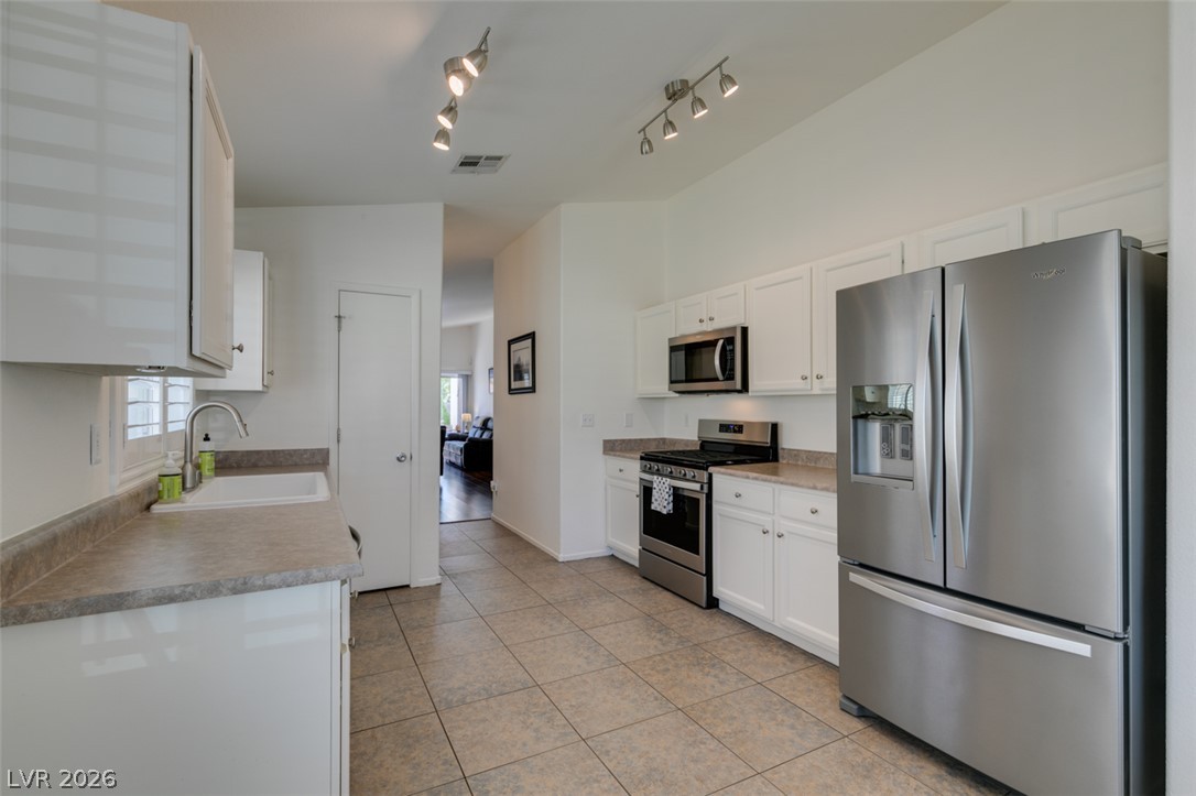 3380 Wayward Court Property Photo 14