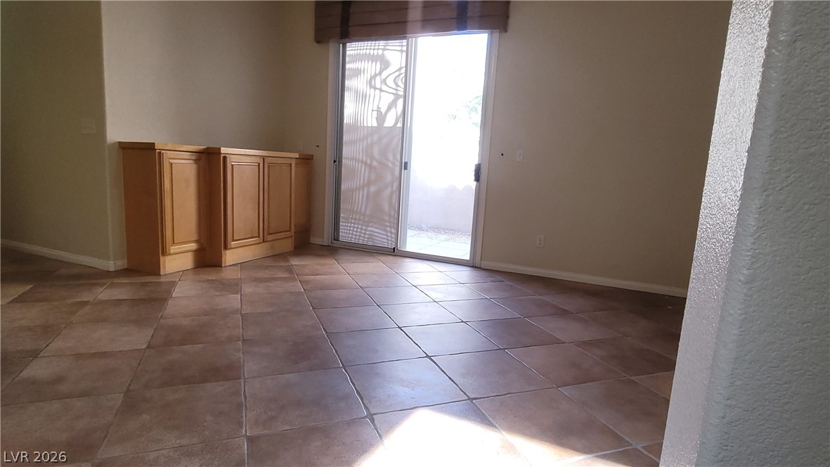 9184 Long Island Street Property Photo 25