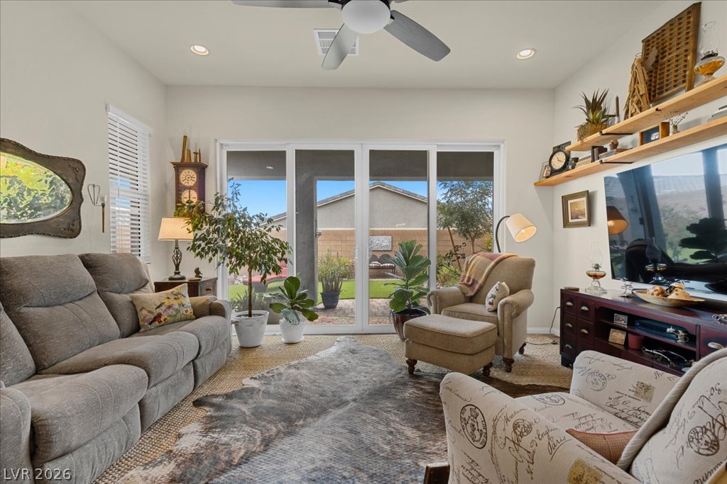 10949 Nicholas Jay Avenue Property Photo 16